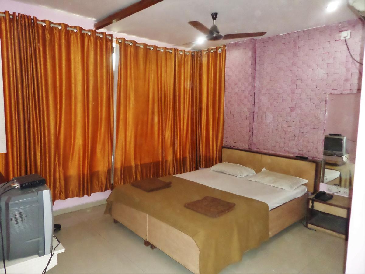 מלון פונה Ashtavinayak Residency מראה חיצוני תמונה